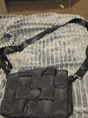 Urban Expressions Black Quilted Woven Crossbody Bag